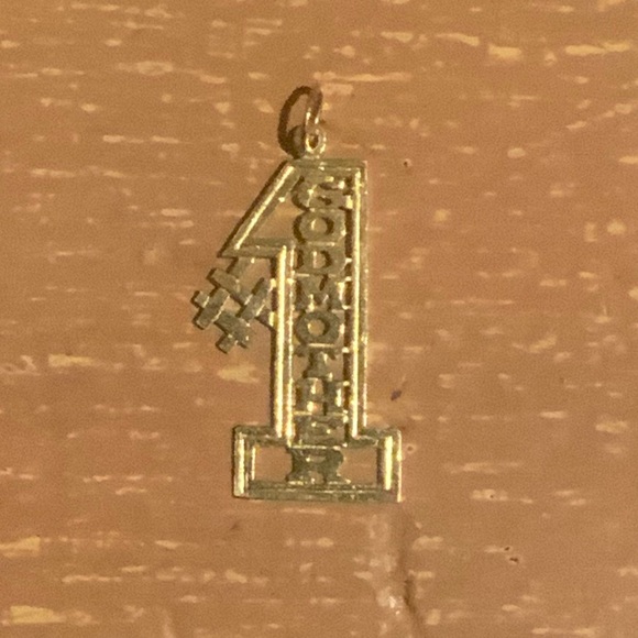 SOLD 🛑 #1 GODMOTHER ❣️ 14K Yellow Gold Pendant or Charm (Early 1990’s) - Picture 7 of 8